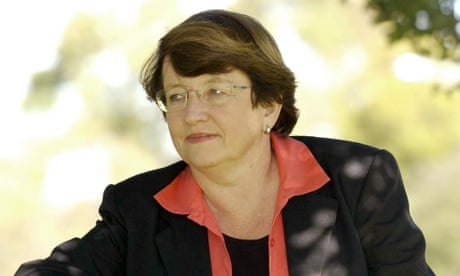 ?Keep the bastards honest?: former Australian Democrats leader joins high-profile group backing independents