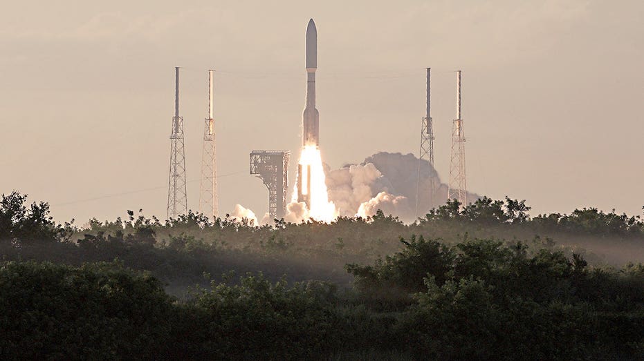 Amazon just put Elon Musk's Starlink on notice