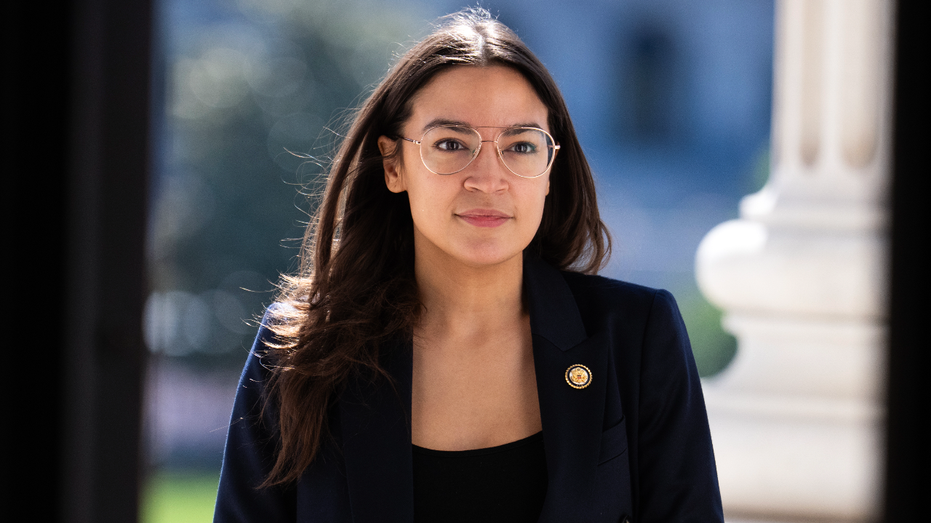 AOC offers rare praise to late Sen Graham for backing AI porn bill now stalled in House