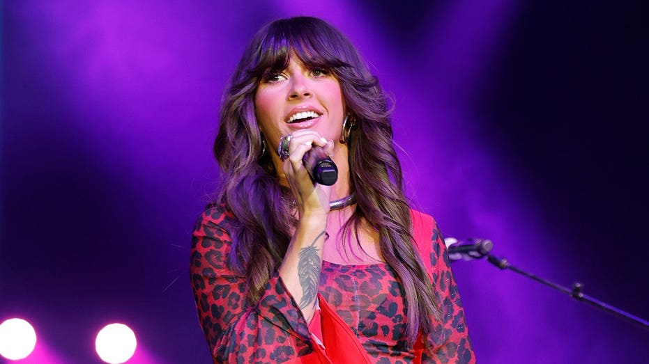 Grammy winner praises Ella Langley for canceling concert over safety concerns: 'She did the right thing'