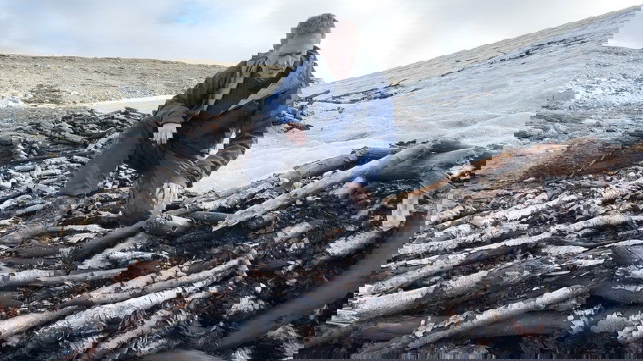 Melting mountain ice reveals 'rare' 1,500-year-old hunting facility still smelling of reindeer