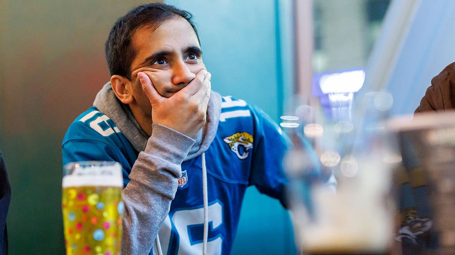 Restaurant associations urge Congress to act as NFL Sunday Ticket streaming switch threatens bar revenues